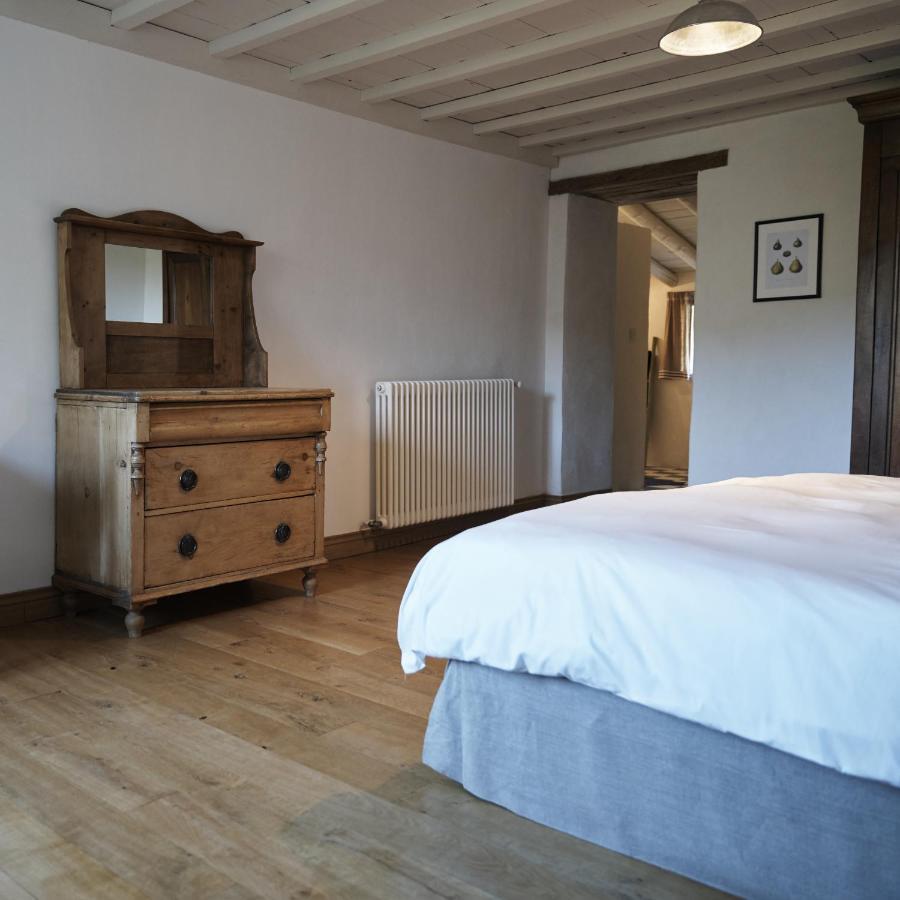 La Cour Du Marronnier Otel Pont-de-Barret Dış mekan fotoğraf