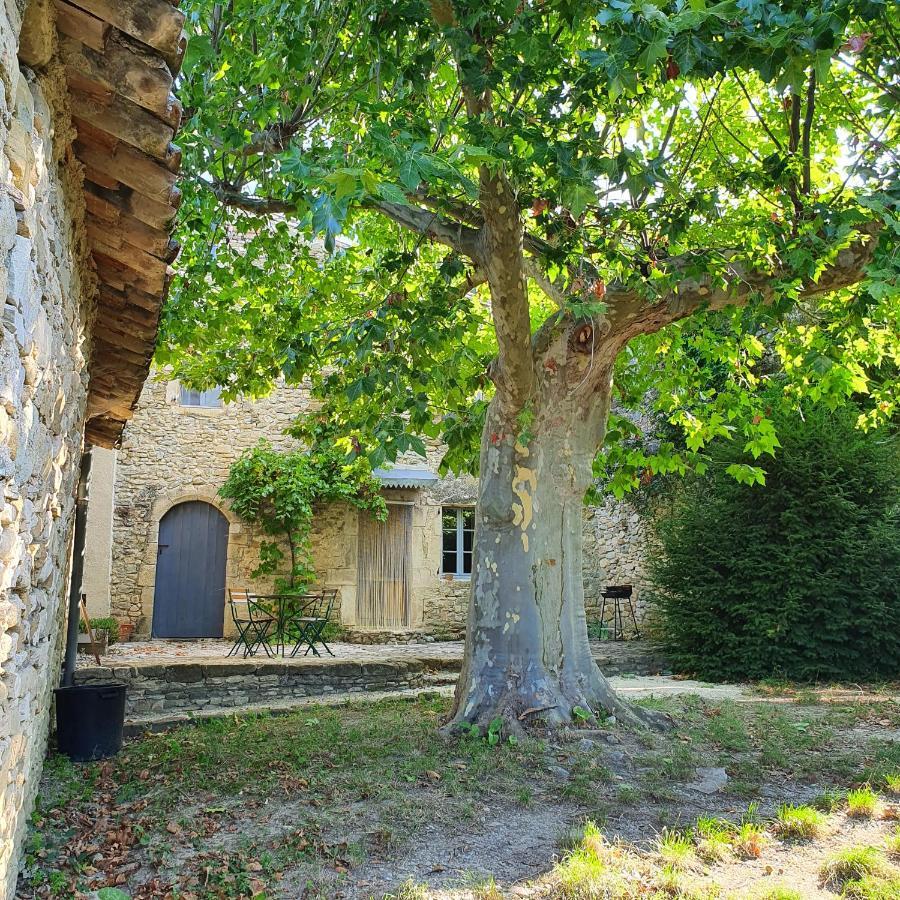 La Cour Du Marronnier Otel Pont-de-Barret Dış mekan fotoğraf