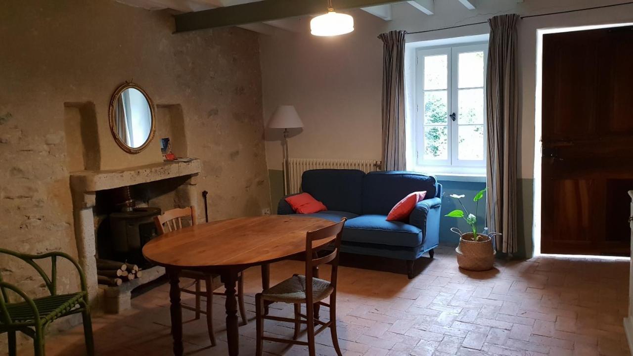 La Cour Du Marronnier Otel Pont-de-Barret Dış mekan fotoğraf